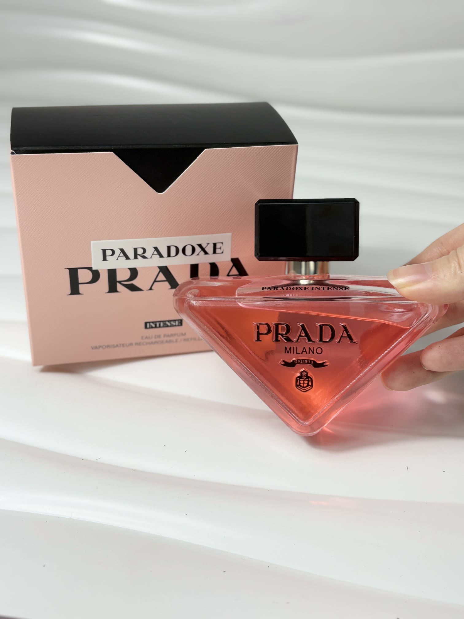 PARADOXE PRADA