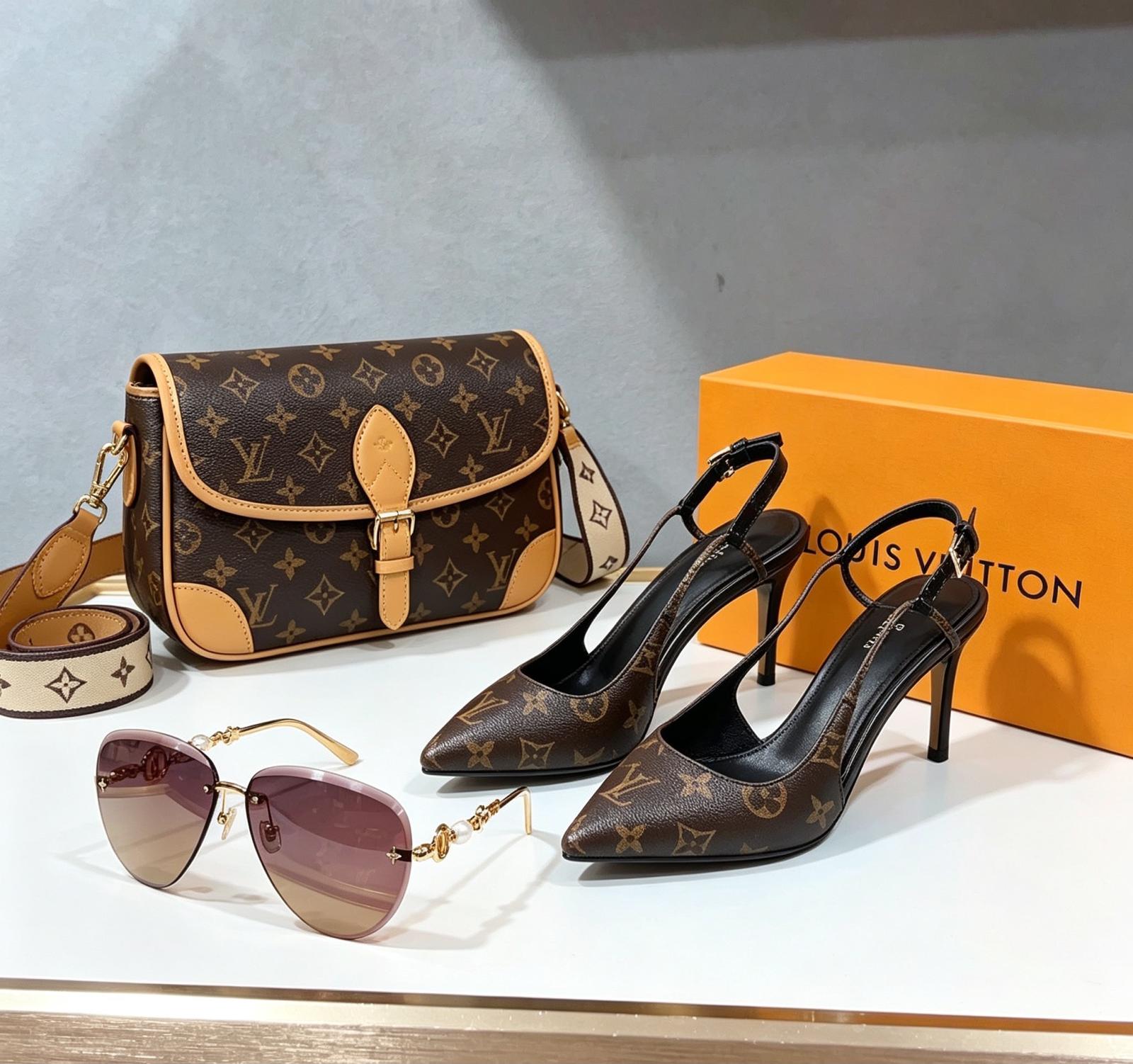 Luxury Accessories 26