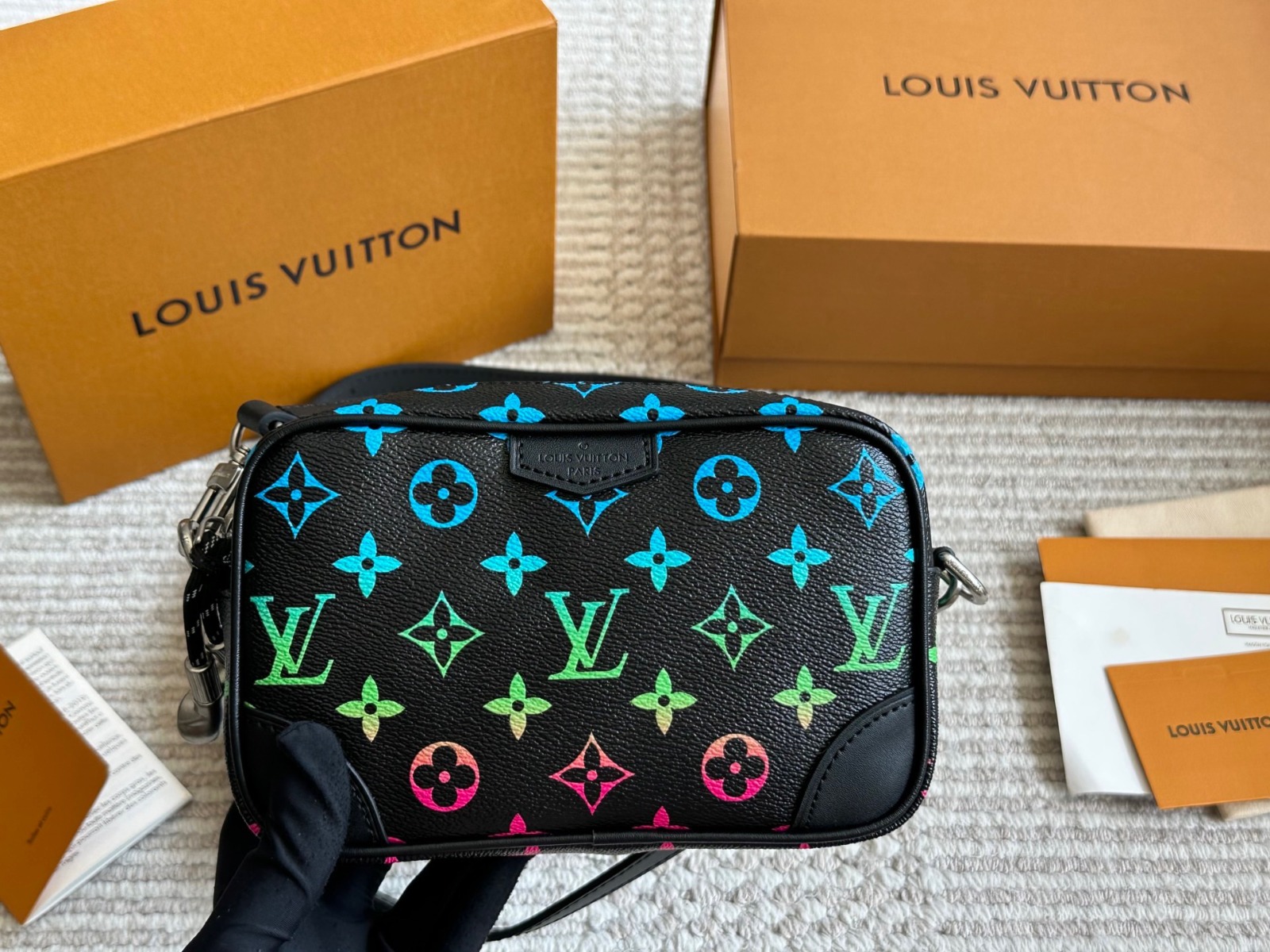Luxury Accessories 90