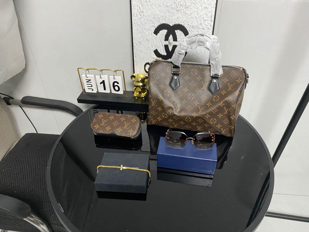 Luxury Accessories 15