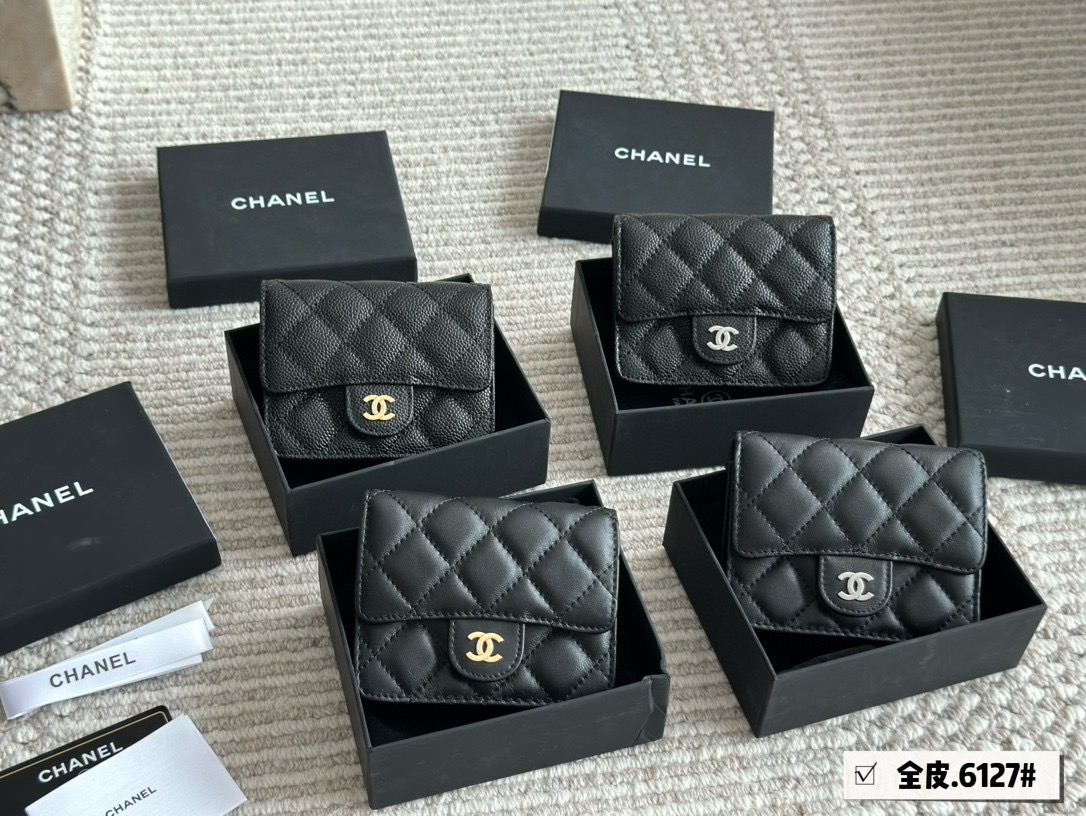 Luxury Accessories 67