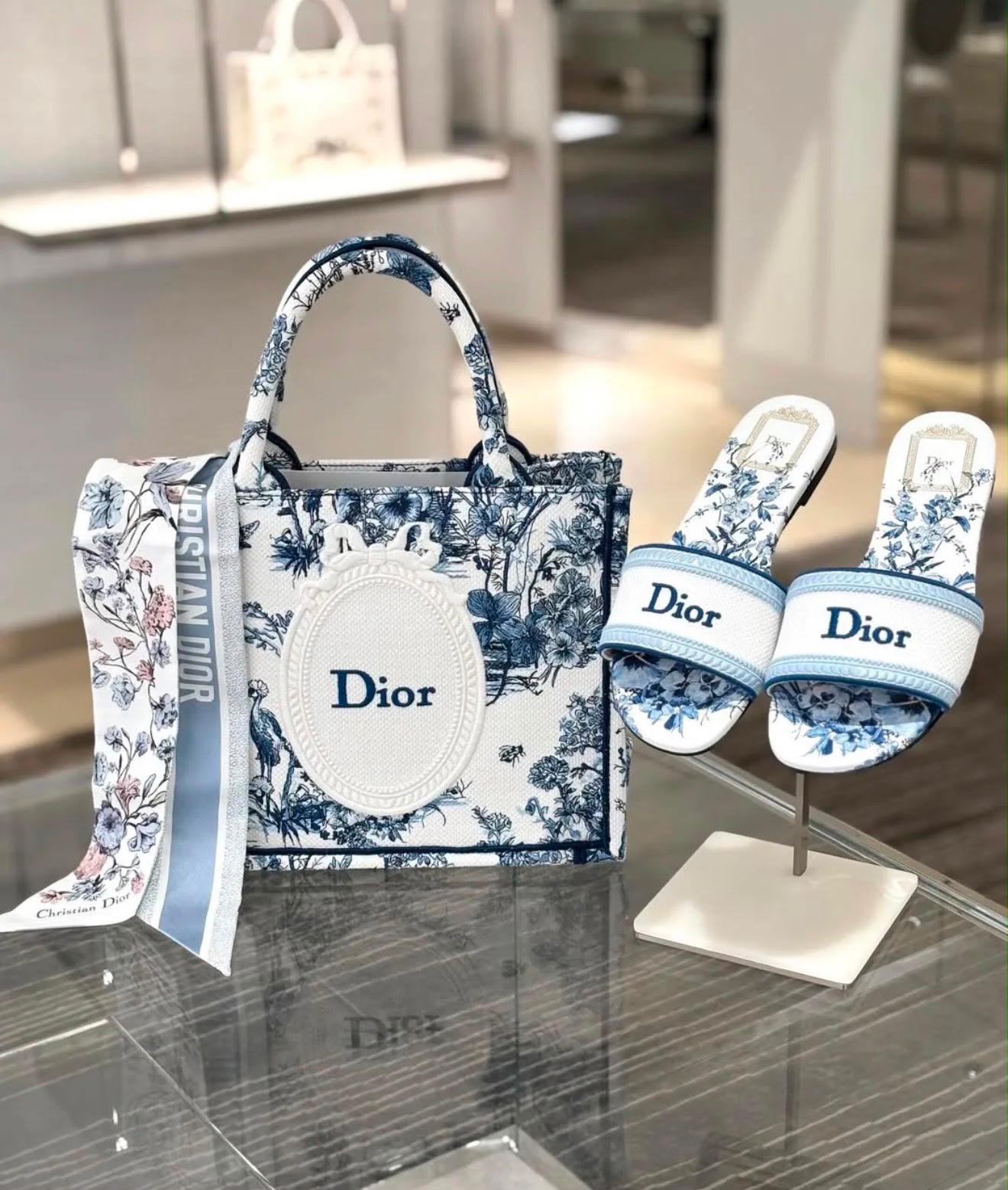 Luxury Accessories 24
