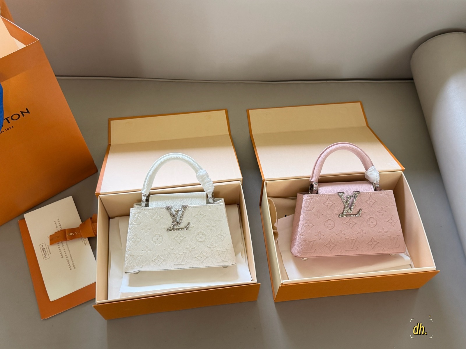 Luxury Accessories 62